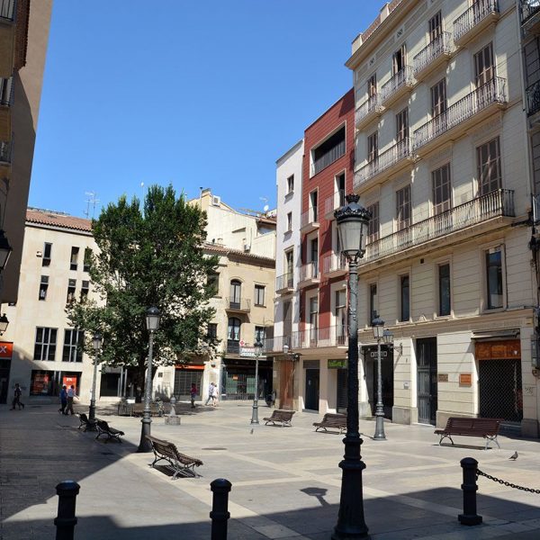 Manrsea.- Plaça de l'Om (8/2014)