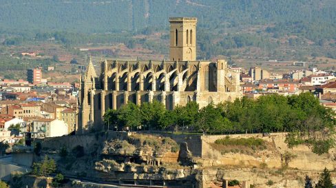 Manresa.- Basílica gòtica de Santa Maria. La nau central es de les més amples d'Europa després de la Catedral de Girona (7/2014)
