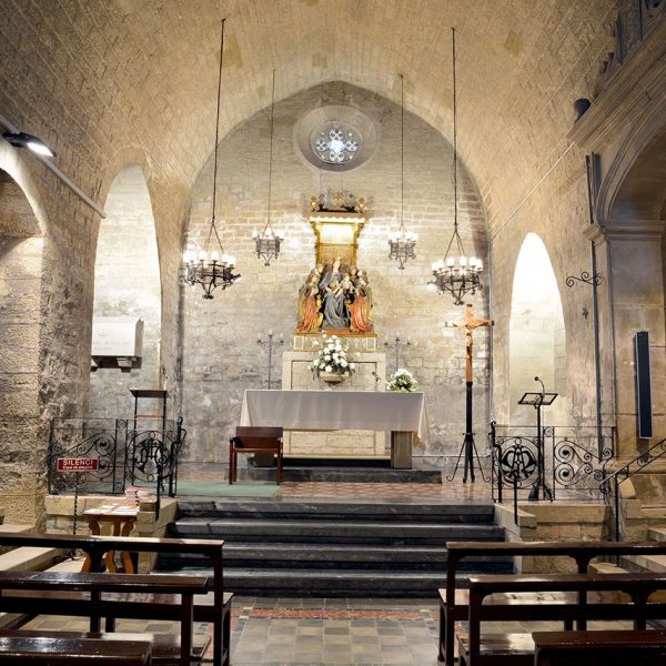 Manresa.- Església romànica del convent de les Clarisses del S. XIV (7/2014)