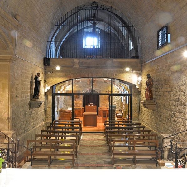 Manresa.- Església romànica del convent de les Clarisses del S. XIV (7/2014)