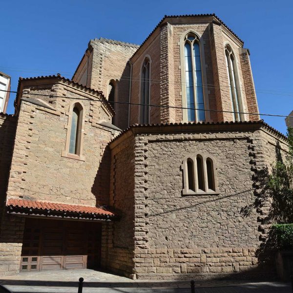 Manresa.- Església de Crist Rei - Vista de l'absis (8/2014)