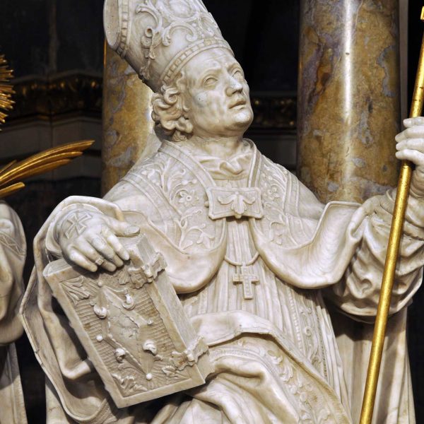 Manresa.- Basílica gòtica de Santa Maria - Cripta sota l'altar major fet entre 1576 i 1578 (2/2014)