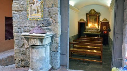 Manresa.- Capella ignasiana del Pou de la Gallina, on el Sant va resucitar una gallina que s'hi havia ofegat (7/2014)