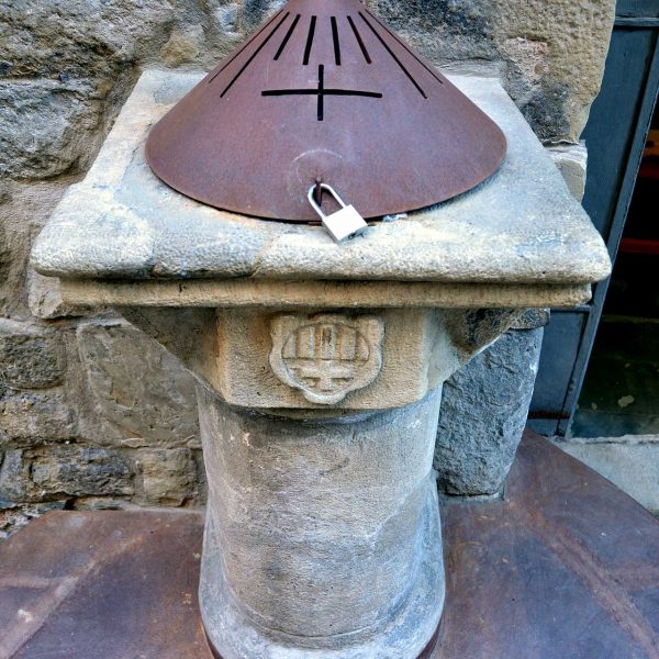 Manresa.- Capella ignasiana del Pou de la Gallina, on el Sant va resucitar una gallina que s'hi havia ofegat (7/2014)