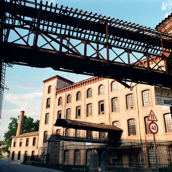 Manresa.- Farinera La Favorita emplaçada sobre un molí del S. XVI (7/1996)