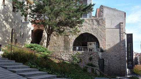Manresa.- Carrer del Balç, espai museístic que formava part del nucli de la ciutat medieval (9/2014)