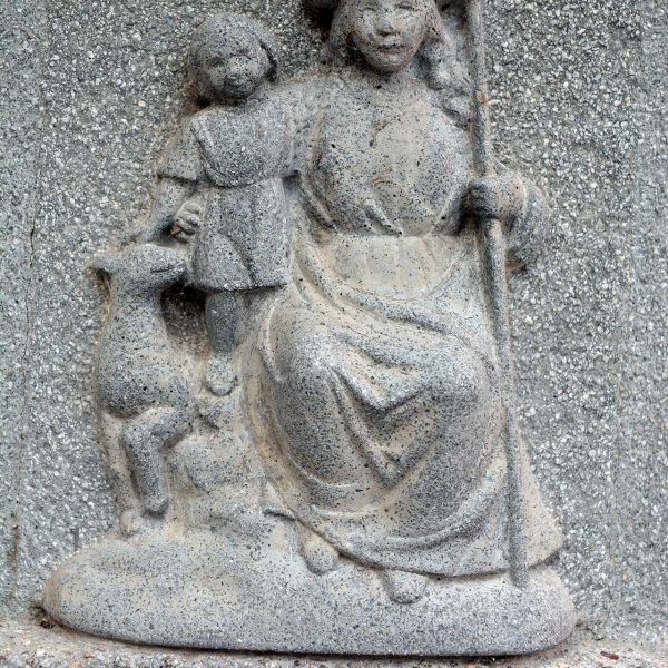 Manresa.- Creu de Tort. Personatge del fust que podria representar Sant Ignasi (8/2014)