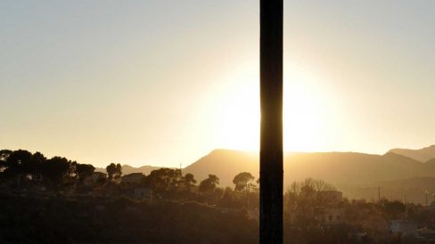 Manresa.- Creu del pati de la Basílica de Santa Maria (2/2014)
