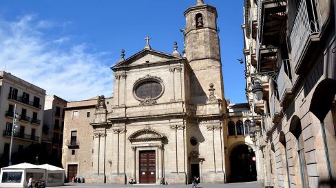 Barcelona.- Basílica barroca de la Mercè construïda entre 1765 i 1775 però d'origen medieval. La façana es obra de Carles Grau (4/2016)