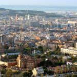 Barcelona.- Monestir de Santa Maria de Valldonzella d’estil modernista neogòtic del 1913 de l’arquitecte Bernadí Martorell – Vista de situació i del seu entorn (3/2015)