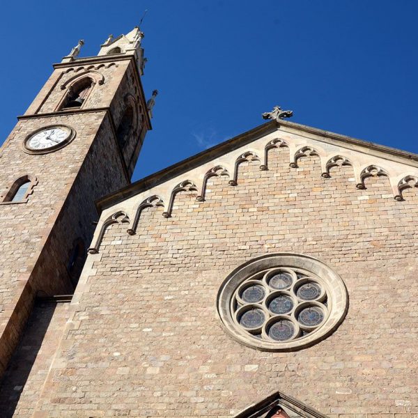 Barcelona.- Església gòtica de la Concepció, S. XV, fou traslladada de la Plaça Urquinaona i el campanar era el de l'església de Sant Miquel (11/2016)
