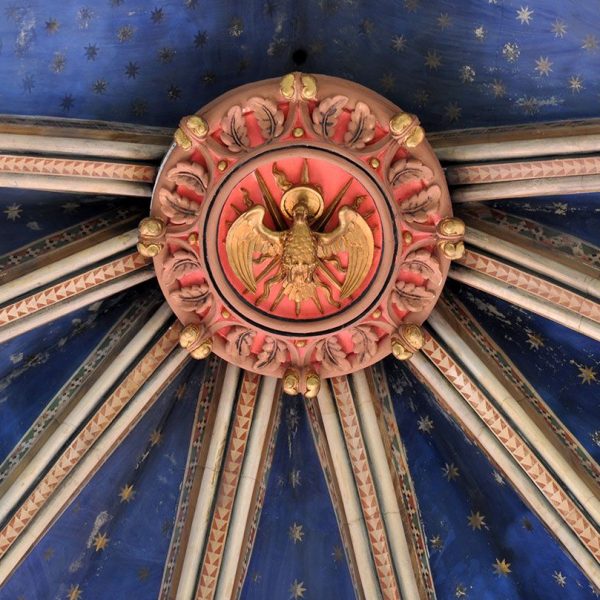 Barcelona.- Església de Sant Francesc de Sales, d'estil neogòtic de Joan Martorell Montells feta entre 1882/1885. Clau de volta de l'absis (11/2009)