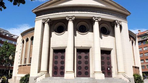 Barcelona.-Església Sant Gregori Taumaturg, construïda entre 1945 1995 per encàrrec de l'arquebiste Gregorio Modrego (5/2018)