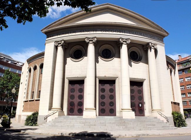 Barcelona.-Església Sant Gregori Taumaturg, construïda entre 1945 1995 per encàrrec de l'arquebiste Gregorio Modrego (5/2018)