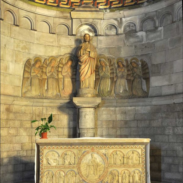 Barcelona.- Església Sant Pere de les Puel·les. Vista de l'absis lateral esquerra (9/2013)