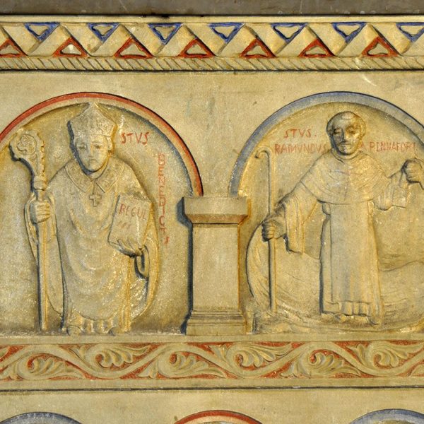 Barcelona.- Església Sant Pere de les Puel·les. Detall del frontal d'altar situat a l'absis lateral esquerre (9/2013)