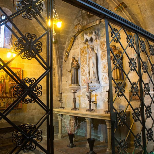 Barcelona.- Església del monestir de Santa Anna, S. XIII. Capella de la Puríssima (2/2015)