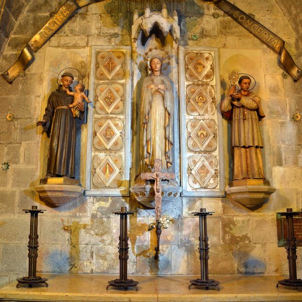 Barcelona.- Església del monestir de Santa Anna, S. XIII. Capella de la Puríssima (2/2015)