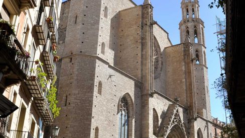 Barcelona.-Església de Santa Maria del Mar. Es la millor i més perfecte de les esglésies gòtiques catalanes. Iniciada l'any 1329 i consagrada el 1383 (9/2010)