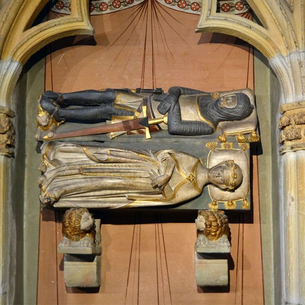 Barcelona.- Monestir de Pedralbes, fundat l'any 1327. Probable sarcófag del S. XIV d'Artau de Forces +1364 i de la seva esposa Esclaramunda de Mallorca (9/2014)