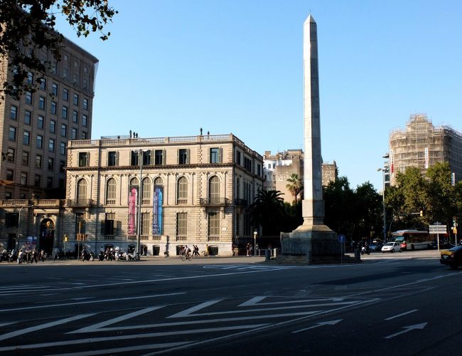 Barcelona.- Palau Robert, construït pel polític d'aquest cognom entre 1898 i1903. La Generalitat el va adquirir i convertir en el Centre d'Informació de Catalunya (9/2013)