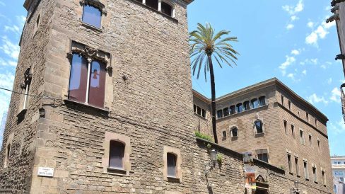 Barcelona.- Casa de l'Ardiaca, forma un conjunt amb la casa del Degà i està conceptuat al voltant d'un pati interior. Ubica l'arxiu Històric de la Ciutat (6/2015)