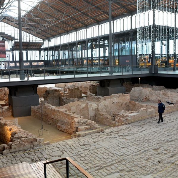 Barcelona.- El Born (Centre Cultural) Acull les restes arqueològiques d'època medieval sorgides el 2002 que van des del S. XIV fins el 1714 (12/2014)
