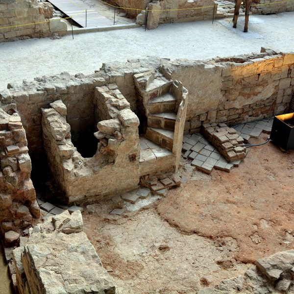Barcelona.- El Born (Centre Cultural) Acull les restes arqueològiques d'època medieval sorgides el 2002 que van des del S. XIV fins el 1714 (12/2014)