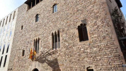 Barcelona.- Reial Cercle Artístic ubicat a l'antic palau gòtic Pignatelli. La institució es va crear l'any 1881 i el 1959 va aconseguir la propietat de l'edifici (3/2015)