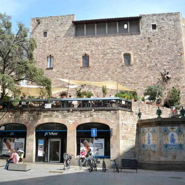 Barcelona.- Reial Cercle Artístic ubicat a l'antic palau gòtic Pignatelli. La institució es va crear l'any 1881 i el 1959 va aconseguir la propietat de l'edifici (3/2015)