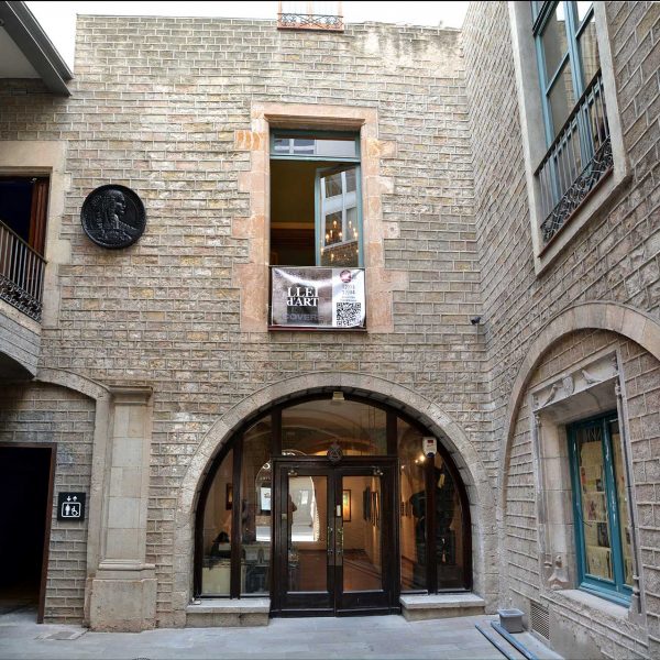 Barcelona.- Reial Cercle Artístic ubicat a l'antic palau gòtic Pignatelli. La institució es va crear l'any 1881 i el 1959 va aconseguir la propietat de l'edifici (3/2015)