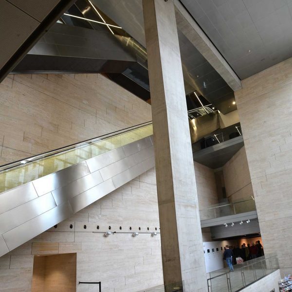 Barcelona.- Casa de la Caritat. Pati Vidal o de les Dones del S. XIX . Vestíbul del Centre de Cultura Contemporània de Barcelona (11/2014