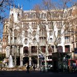 Barcelona.- Casa Fuster de l'arquitecte Domènech i Montaner (1908/1910) adaptada com Hotel (3/2000)
