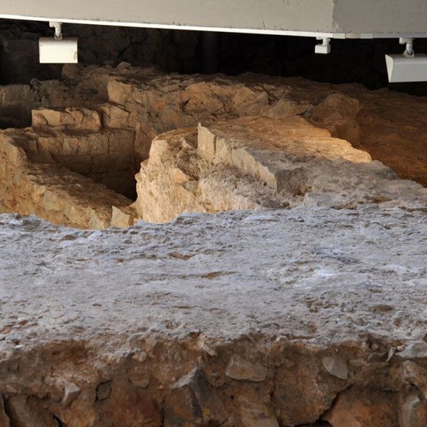 Barcelona.- Restes de l'antic Convent de Santa Caterina, fundat en el S. XIII i actiu fins 1837 quant es va convertir en mercat (5/2014)