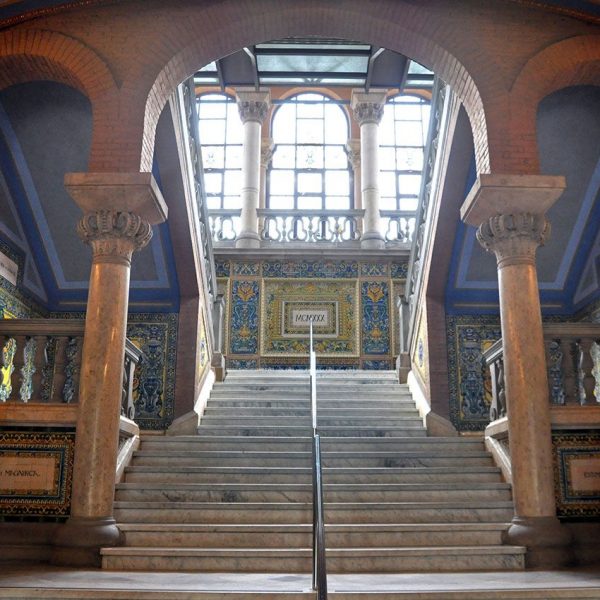 Barcelona.-Hospital de la Sta. Creu i S. Pau, construït per Lluis Domènch i Montaner i pel seu fill Domènech Roura - Casa de Convalescència (5/2012)