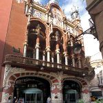Barcelona.- Palau de la Música Catalana, edificat entre 1905 i 1908 per Lluís Doménech i Montaner està profusament decorat amb variats temes al·legòrics (12/2014)