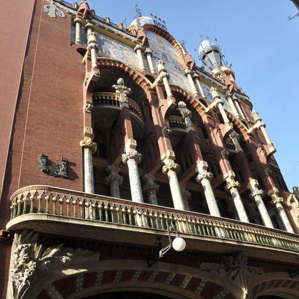 Barcelona.- Palau de la Música Catalana, edificat entre 1905 i 1908 per Lluís Doménech i Montaner està profusament decorat amb variats temes al·legòrics (1/2010)