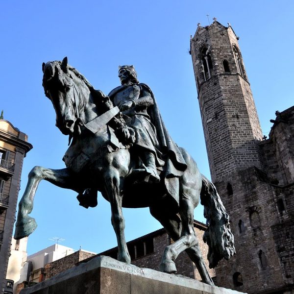 Barcelona.- Estàtua de Ramon Berenguer III (Rodez 1082-Barcelona 1131) Va ser comte de Barcelona després de succeïr al seu pare Ramon Berenguer II (5/2014)