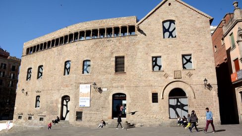 Barcelona.- Museu Diocesà, ubicat a l'edifici de la Pia Almoina del S. XV/XVI. Era una institució benèfica fundada l'any 1009 pel sosteniment dels pobres (4/2017)