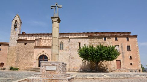 Montblanc.- Santuari Mare de Déu de la Serra, S. XIV que era l’antic convent de les Clarisses del S. XIII. L‘església actual es gòtica amb capelles laterals (7/2015)