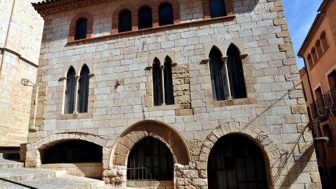 Montblanc.- Museu Comarcal de la Conca de Barberà instal•lat a la Casa Josa. Té l’estructura del S. XIII i reformada pels Josa en el XVIII. (3/2014)