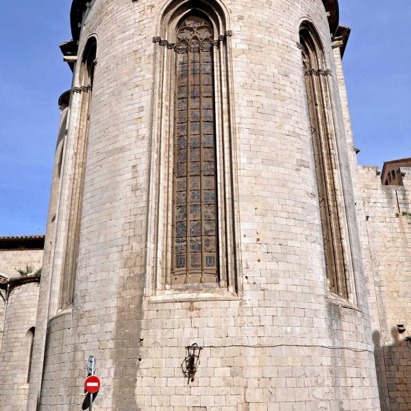Girona.- Església gòtica de Sant Feliu, S. XIV. Absis a llevant construït entre el 1315 i 1321 (5/2014)