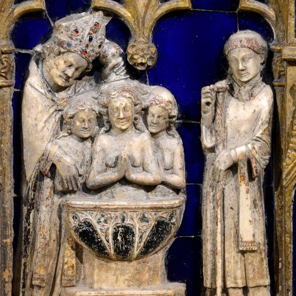 Girona.- Església gòtica de Sant Feliu, S. XIV. Sepulcre gòtic d’alabastre de Sant Narcís de Joan de Tournat del 1328 (11/2013)