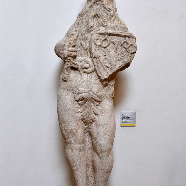 Girona.- Convent de Sant Domènec. L’home de Sant Domènec escultura de pedra S. XV/XVI (Museu d’Art de Girona) (11/2013)