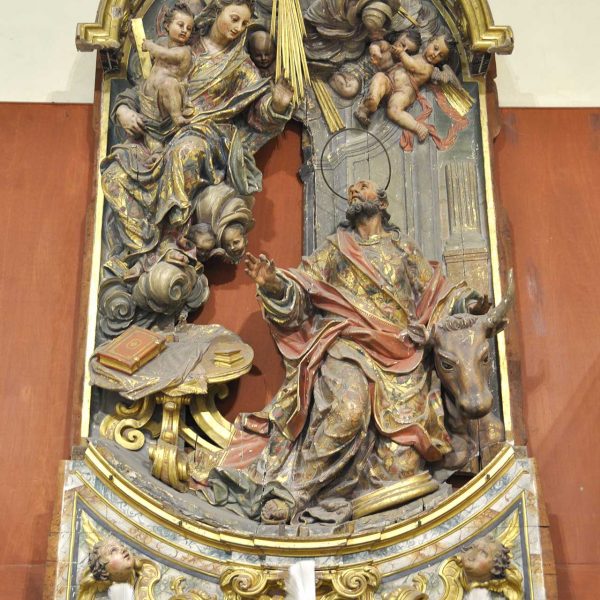 Girona.- Església barroca de Sant Lluc, S. XVIII. (Seu dels Manaies) Restes del retaule salvats de la guerra (5/2014)