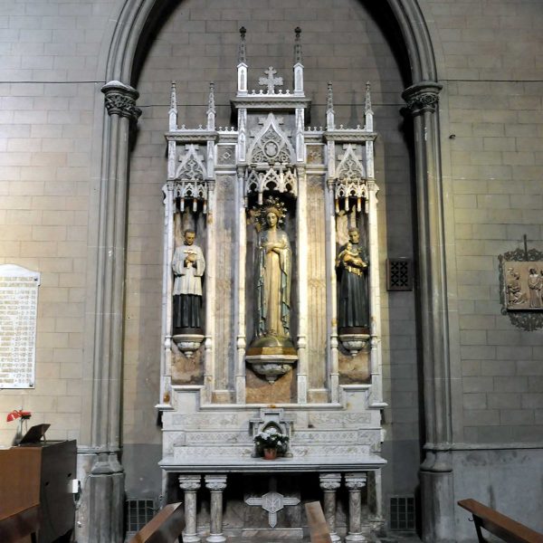 Girona.- Església del Sagrat Cor d'estil neogòtic del 1886. Vista d'una de les capelles laterals (2/2014)