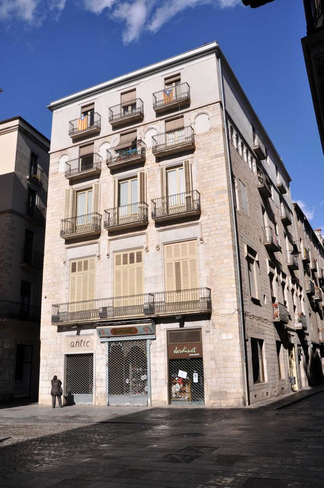 Girona.- Antic Palau de la Generalitat durant els S. XV a XVII d'estil gòtic/renaixentista que a les hores es deia Diputació del General (2/2014)