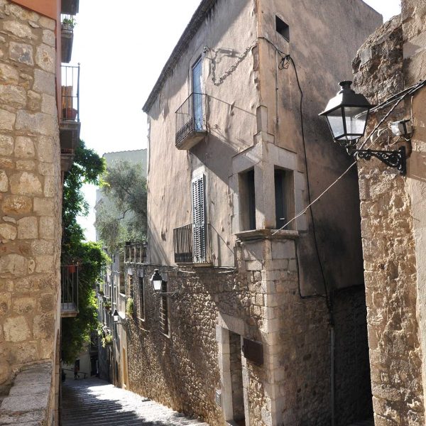 Girona.- Casa Cúndaro. Era una casa jueva convertida en casa rural (11/2013)