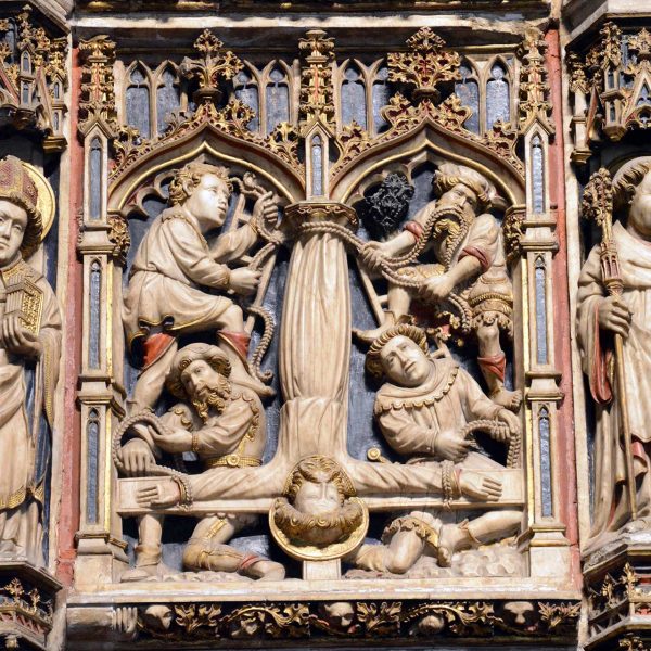 Vic.- Catedral de Sant Pere, S. XVIII/XIX. Antic retaule d'alabastre de l'altar major de Pere Oller del 1428 dedicat a la Mare de Déu i S. Pere (7/2018)