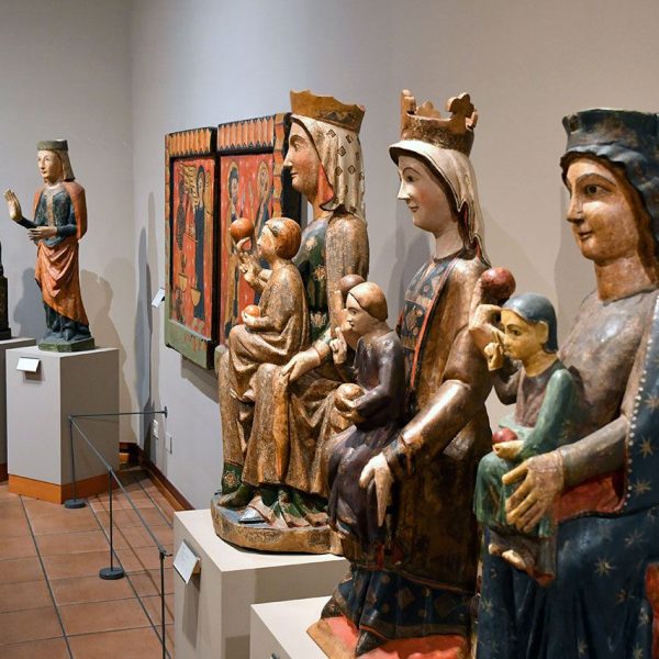 Vic.- Sala del Museu Episcopal de Vic (7-2020)